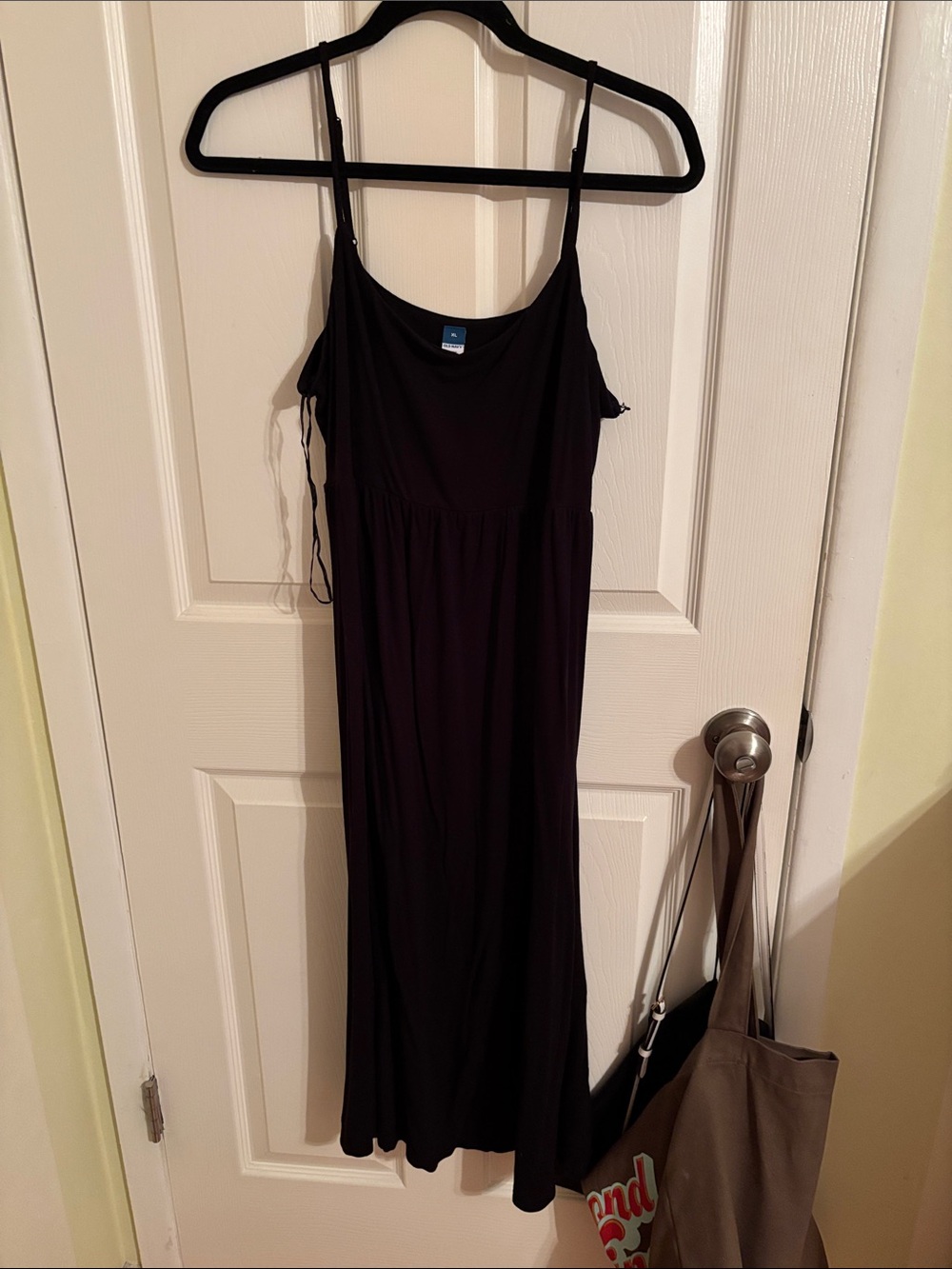 Classic Black Spaghetti-Strap Maxi Dress - Unbranded